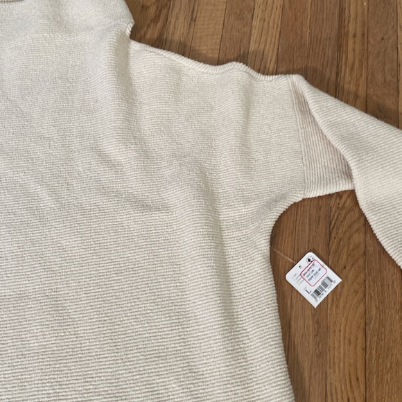 NWT Free People Ottoman in Parchment - Picture 7 of 8